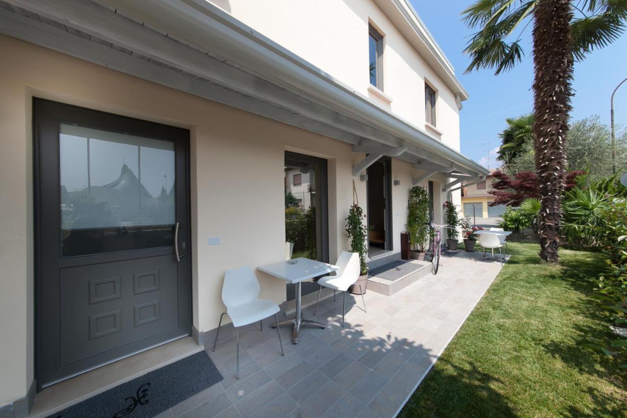 International Rooms & Apartments Sirmione Exterior photo