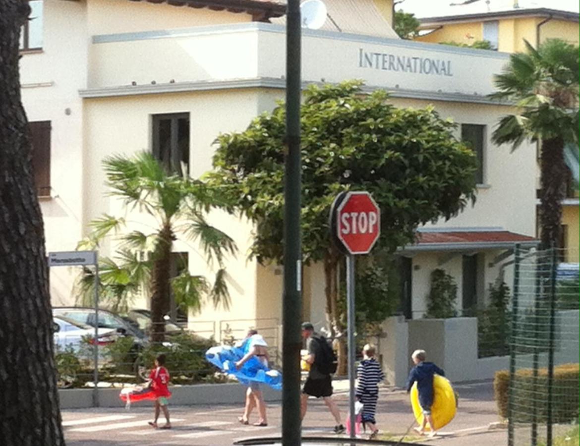 International Rooms & Apartments Sirmione Exterior photo