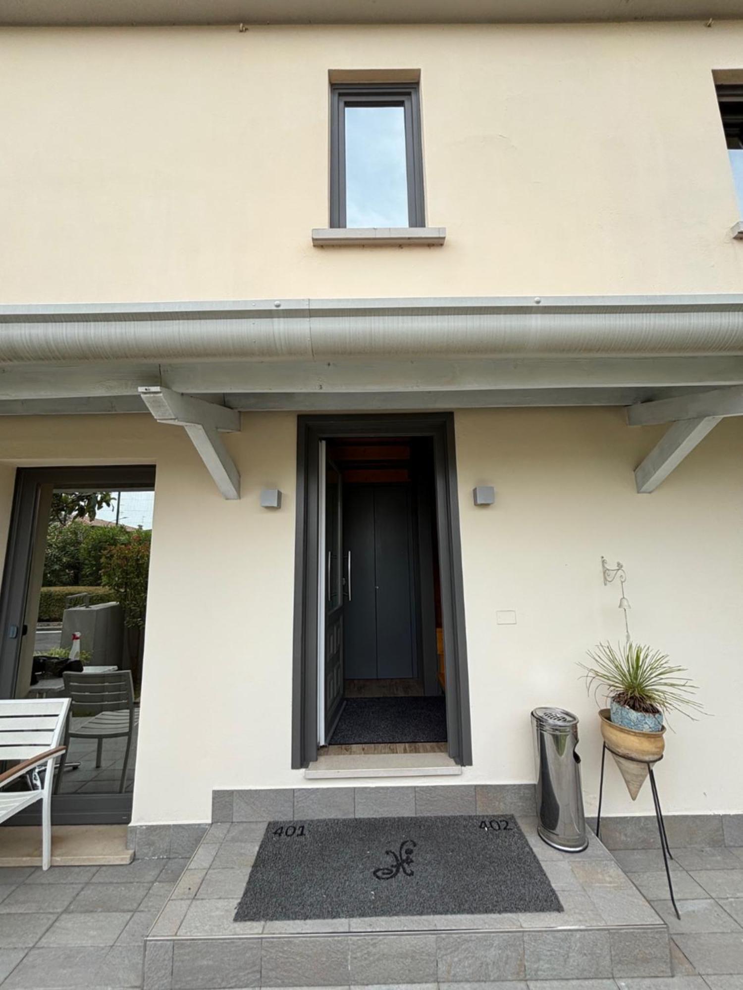 International Rooms & Apartments Sirmione Exterior photo